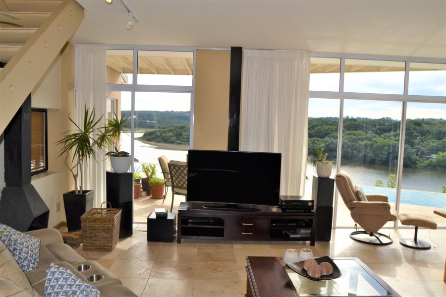 3 Bedroom Property for Sale in Bonza Bay Eastern Cape